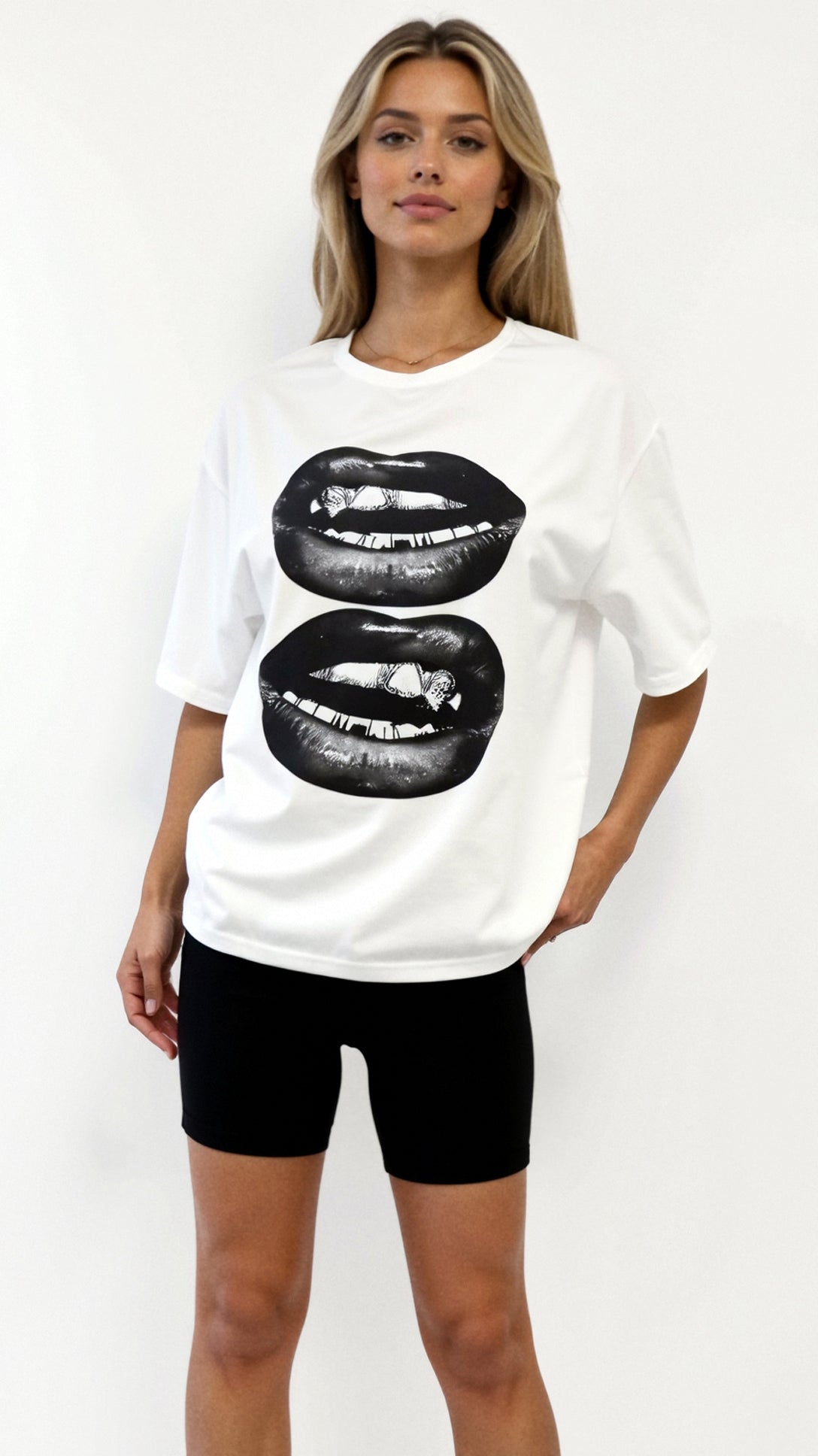 Natalia Artistic Oversized T-Shirt 0