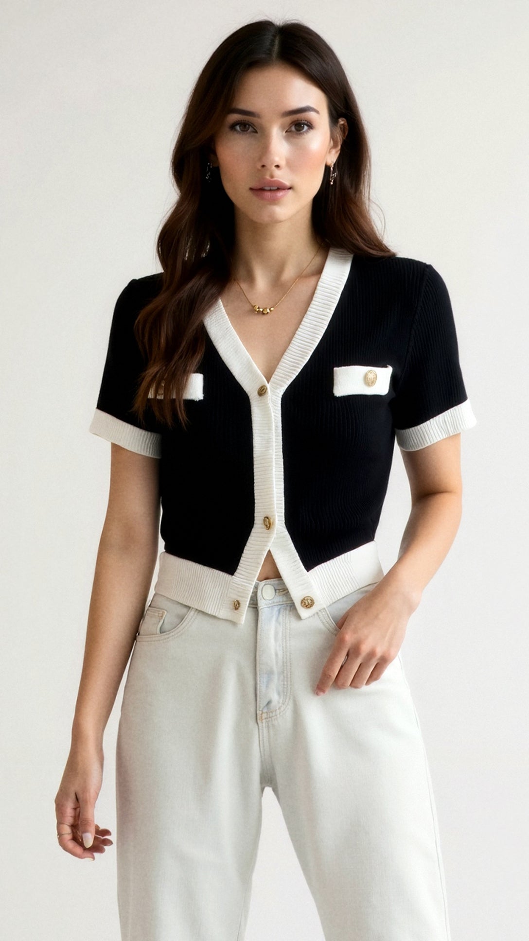 Nerina Chic Contrast Cardigan 0