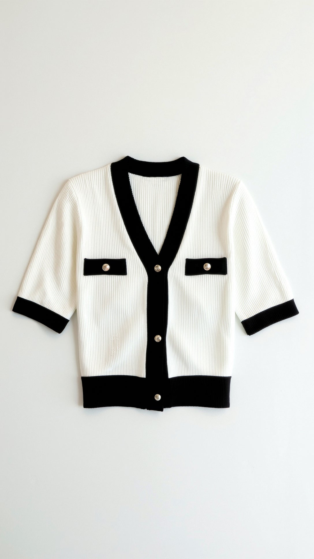 Nerina Chic Contrast Cardigan 3
