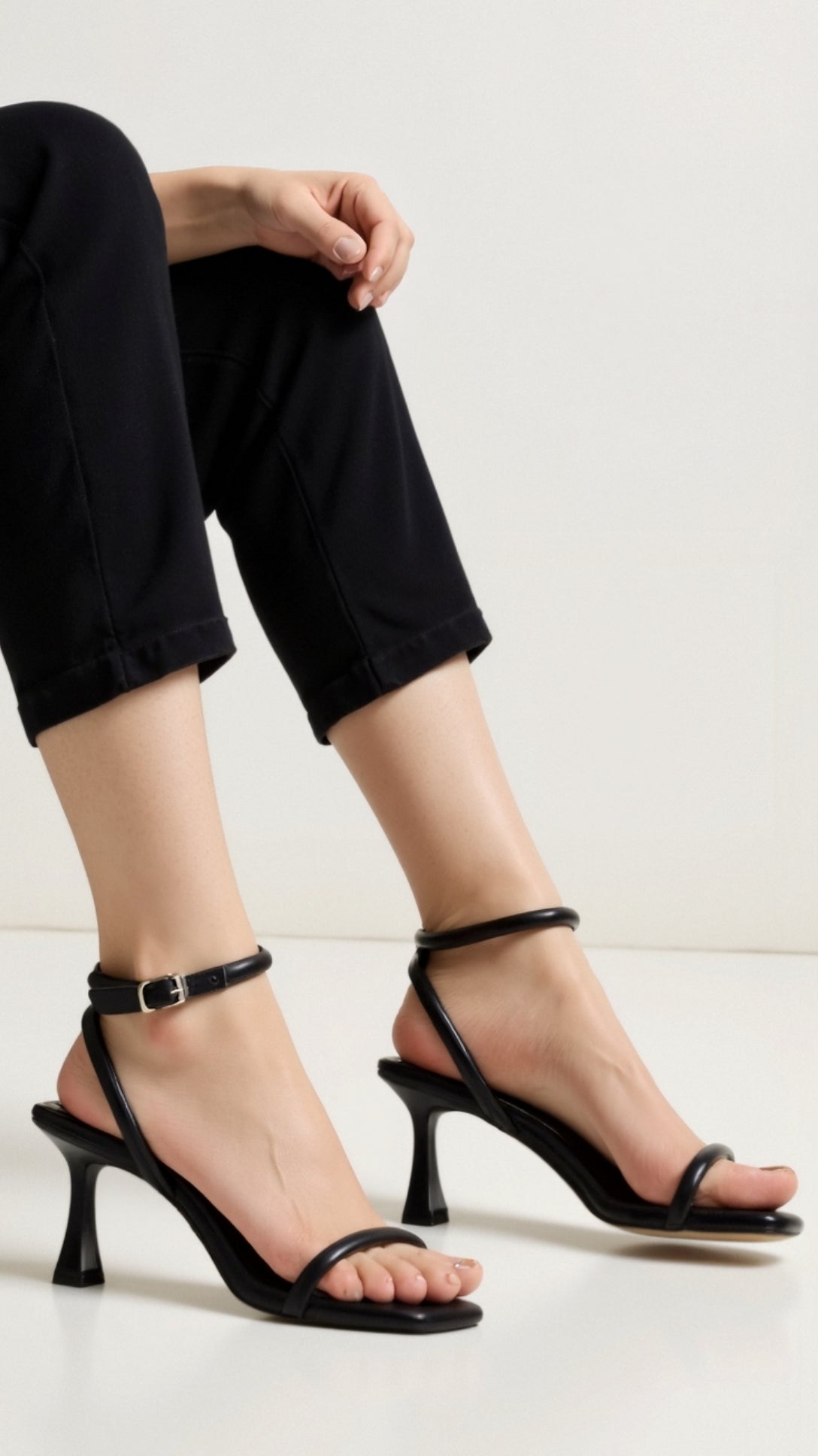 Lisa Elegant Strappy Women's Sandals 0